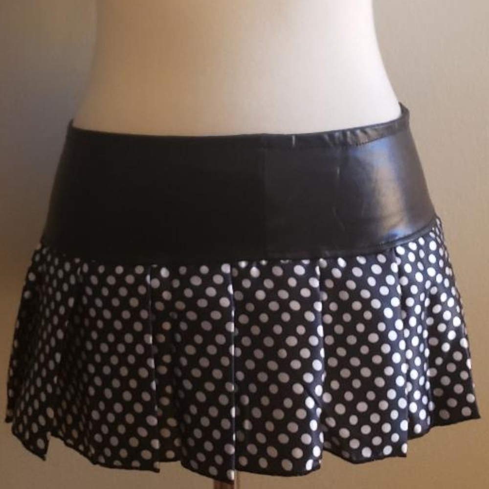 Hustler Black Polka Dot Pleated Mini Skirt NEW